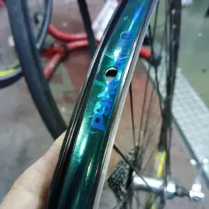 RIPSTOPクロスバイク新品タイヤ新品チューブ新品リムバンド不具合無し