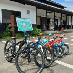 車楽屋輪店（しゃらくやりんてん） | 夏休みはぜひ川原自然公園で