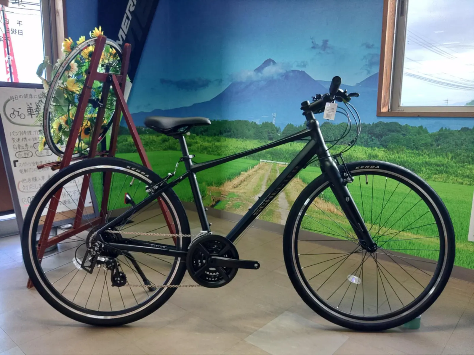 車楽屋輪店（しゃらくやりんてん） | コスパ抜群のクロスバイクを展示